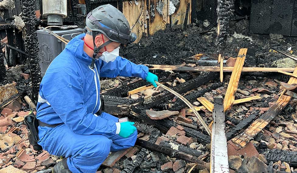 Henrik Sværke har arbejdet som brandundersøger hos DBI i 12 år.